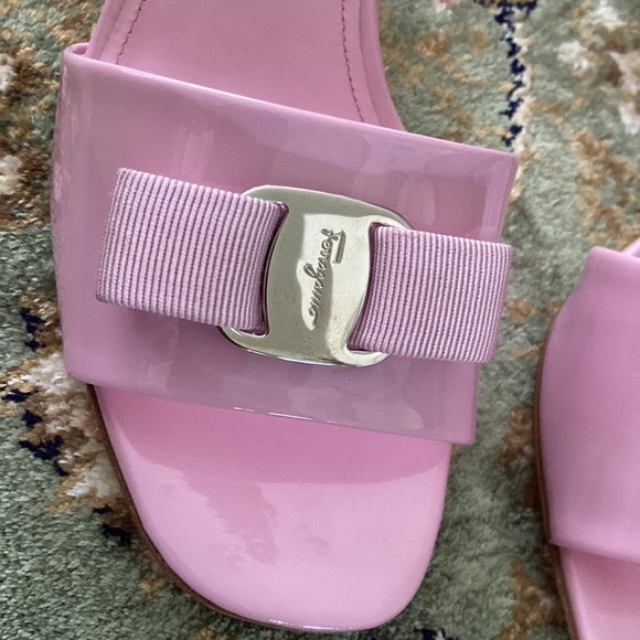 Ferragamo heels 🦄 - Picture 14 of 17